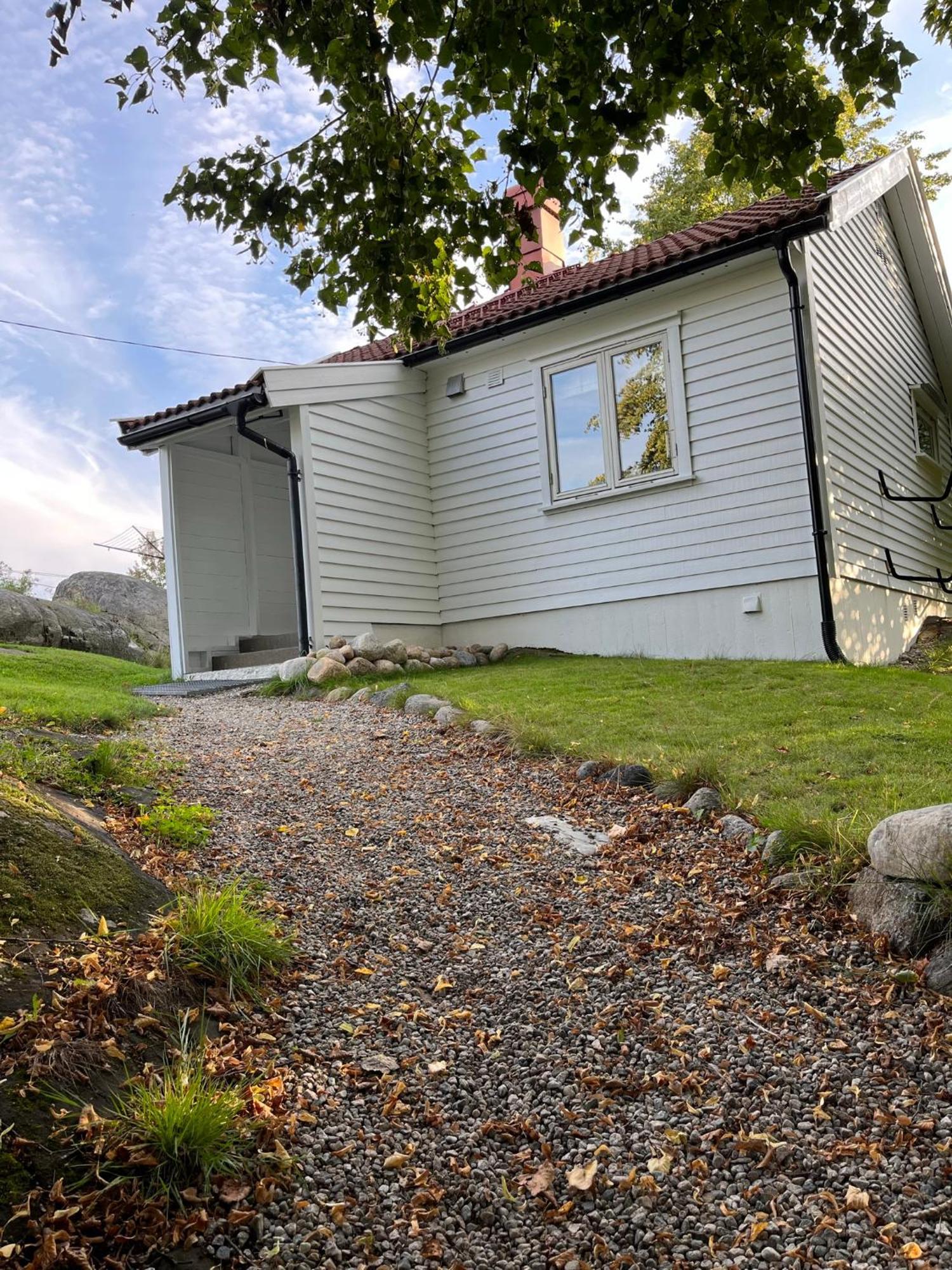 Cozy Cottage Close To Idyllic Archipelago With Additional Building If Booked For More Than 2 People Eydehavn Exterior foto